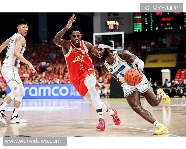 2013年CBA决赛回顾北京队与广东队的巅峰对决与精彩瞬间分析