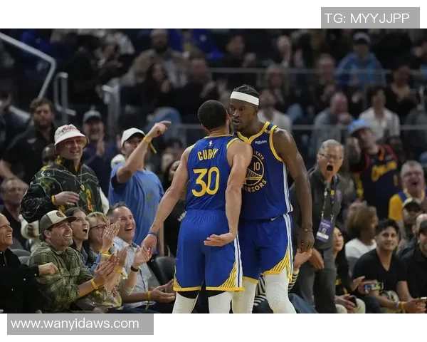 305勇士与湖人激战正酣谁能在季后赛中笑到最后成就辉煌历史